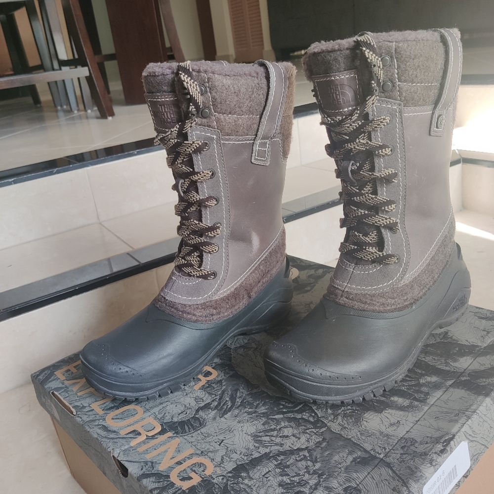 The North Face Women's Shellista III Boots